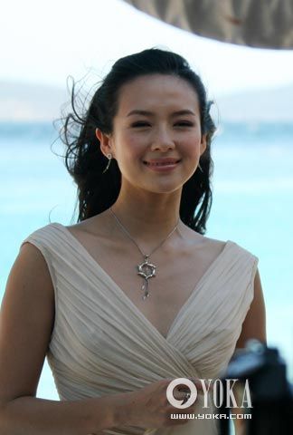章子怡鉑金廣告花絮 零距離感受美麗綻放(4)