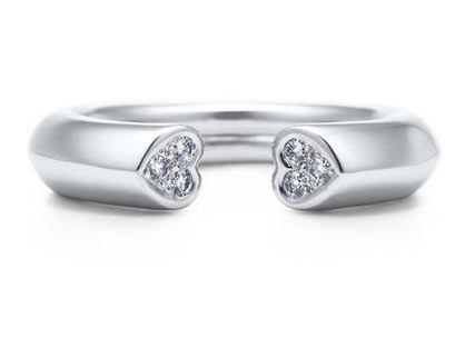 TiffanyHeartsϵ@