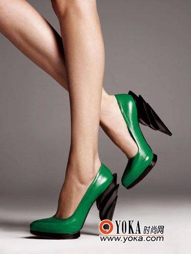 藝術鞋跟高跟鞋 Miu Miu