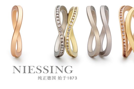 金的流動色彩