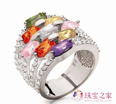 Folli Follie深情打造2010秋冬絕美信物