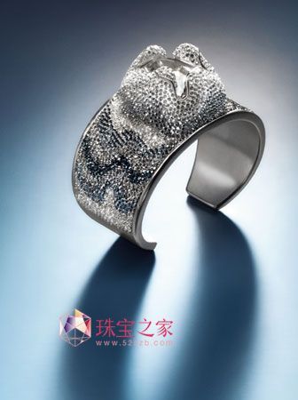 ʩA涬}(ni)AMajesty