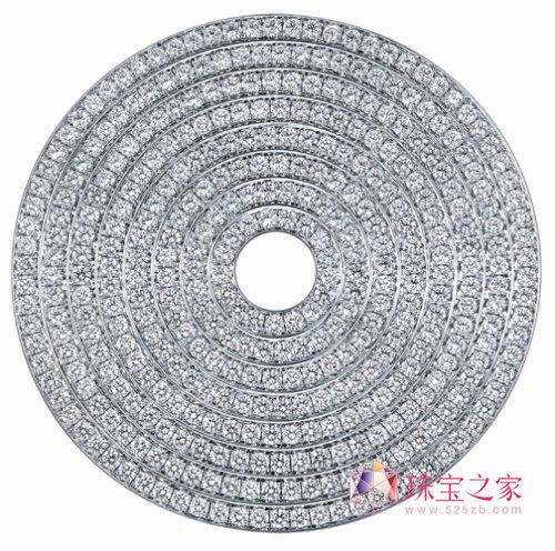 呂燕牽手周大福,演繹東方珠寶驚世之美
