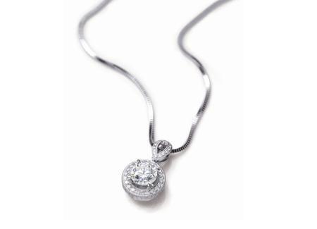  Forevermark׌^(gu)һӵġ@ʯʥQ(ji)