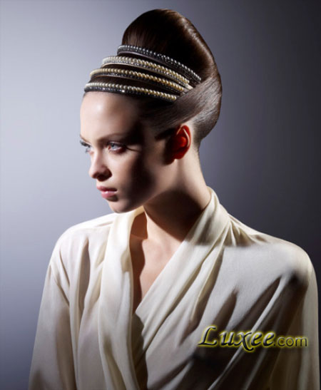 ˮʳ (Crystal Dynasty) ϵУFÿŮ׃Сļ룡ϵЃṩ½^С