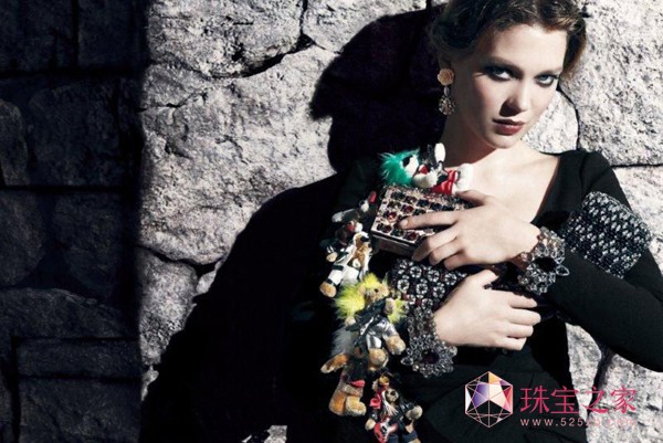 PRADA(_)2012紺錚Ƭ