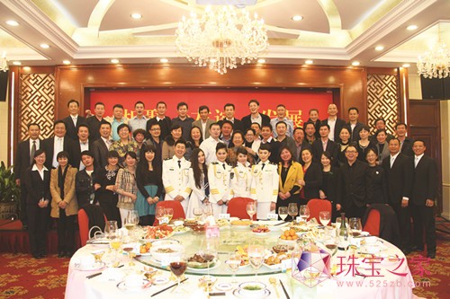 ڽH錚e2012ӭ´͑x