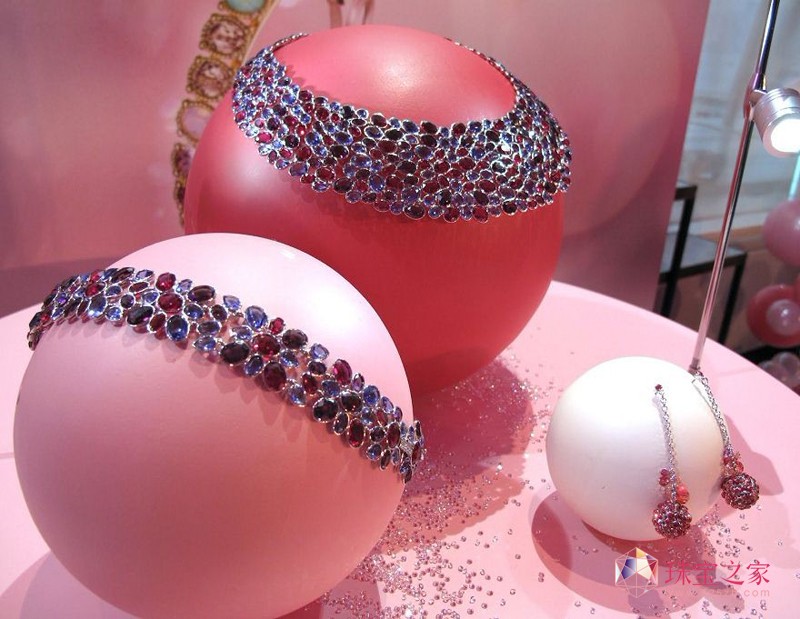 ʩAӰ2012ϵ 