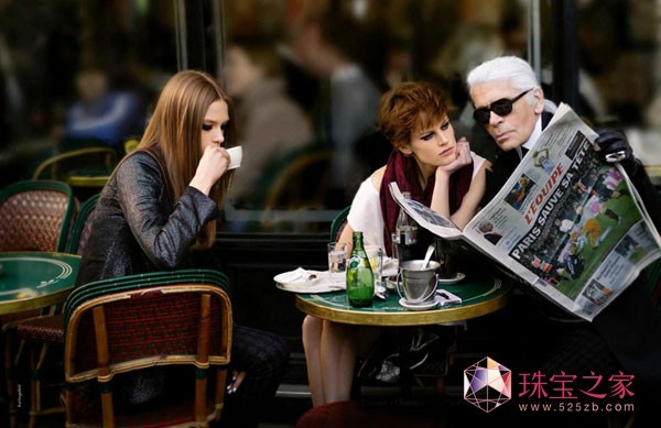 Ϸ?sh)ƽ?Elle20124̖(ho)
