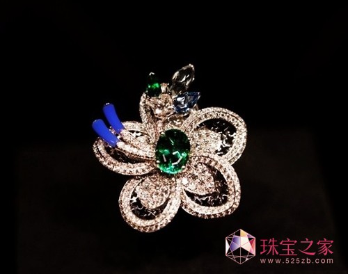 路易·威登高級珠寶 Fleurs d’Eternité系列 (法語意為,永恒之花