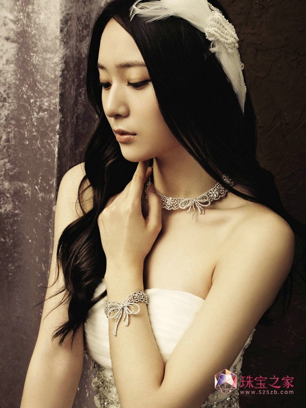 ŮrJessica&Krystal錚Ƭ@߰Ը