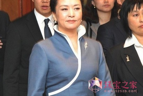 彭麗媛領銜第一夫人“胸針”秀