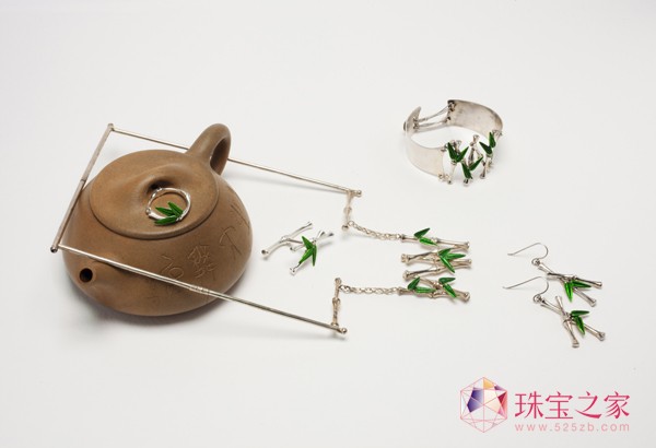 M_2015OӋr錚ˇgչAչ()