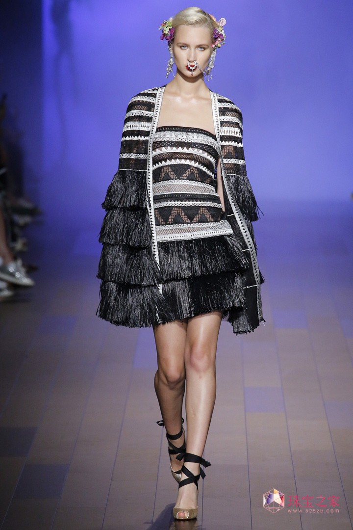 Naeem Khan 2018ϵЕrb