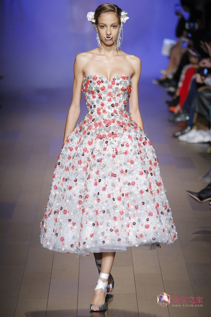 Naeem Khan 2018ϵЕrb