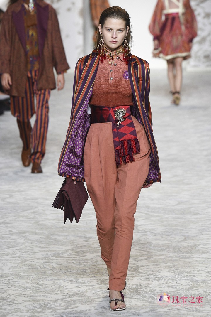 L L Etro  rb F 
