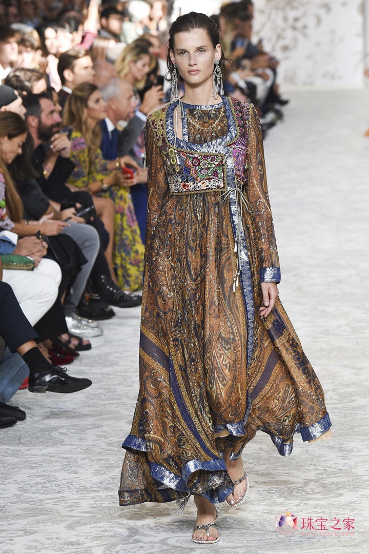 L L Etro  rb F 