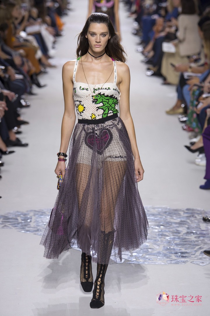 Dior   rb ϊWŮb ˇg rb