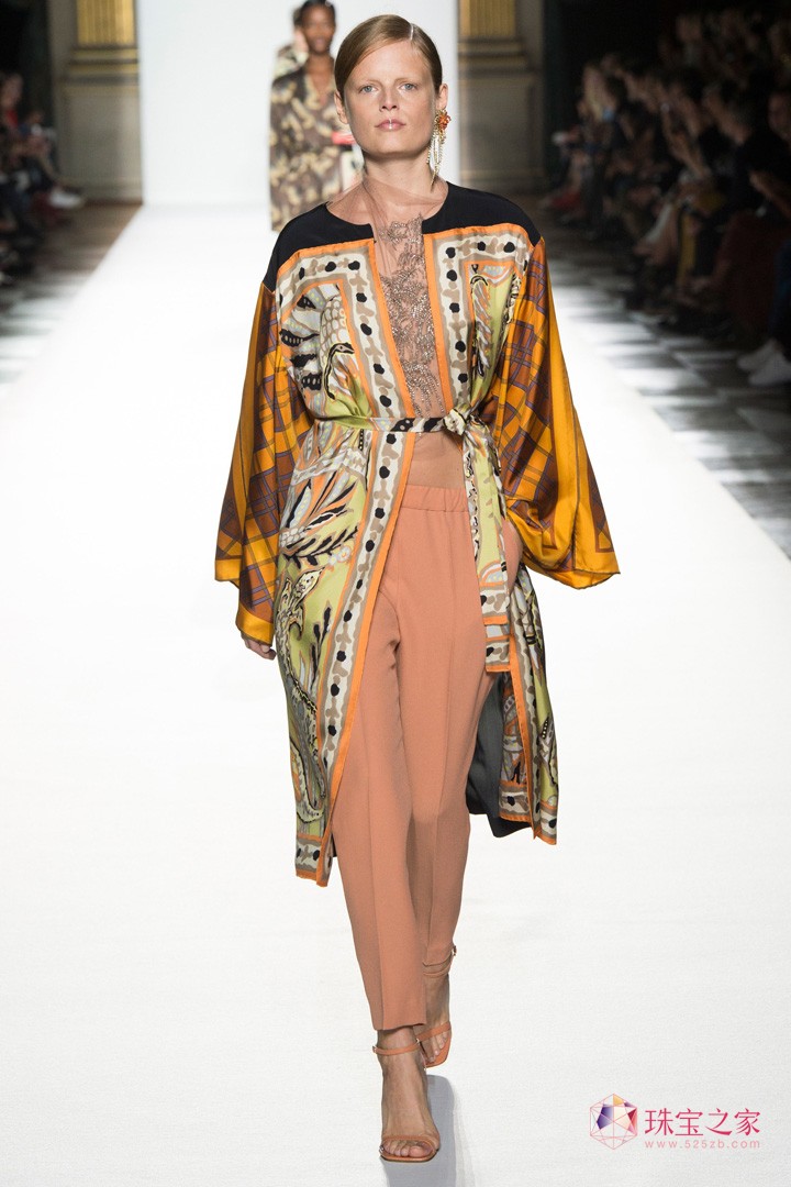 r(sh)ֲʧˇg(sh)ϢDries Van Noten 2018ϵЕr(sh)b
