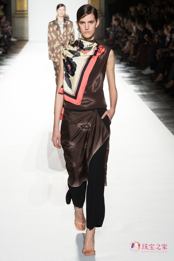 r(sh)ֲʧˇg(sh)ϢDries Van Noten 2018ϵЕr(sh)b
