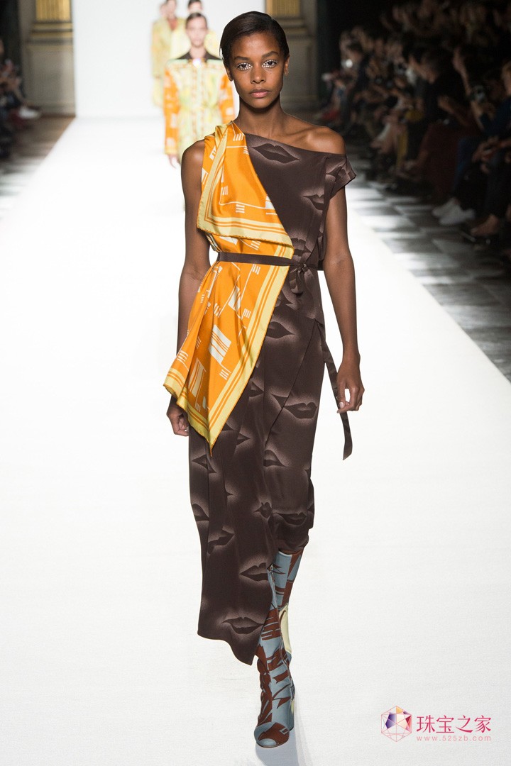 r(sh)ֲʧˇg(sh)ϢDries Van Noten 2018ϵЕr(sh)b