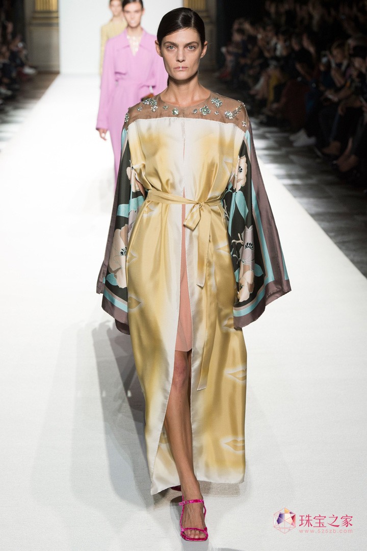r(sh)ֲʧˇg(sh)ϢDries Van Noten 2018ϵЕr(sh)b