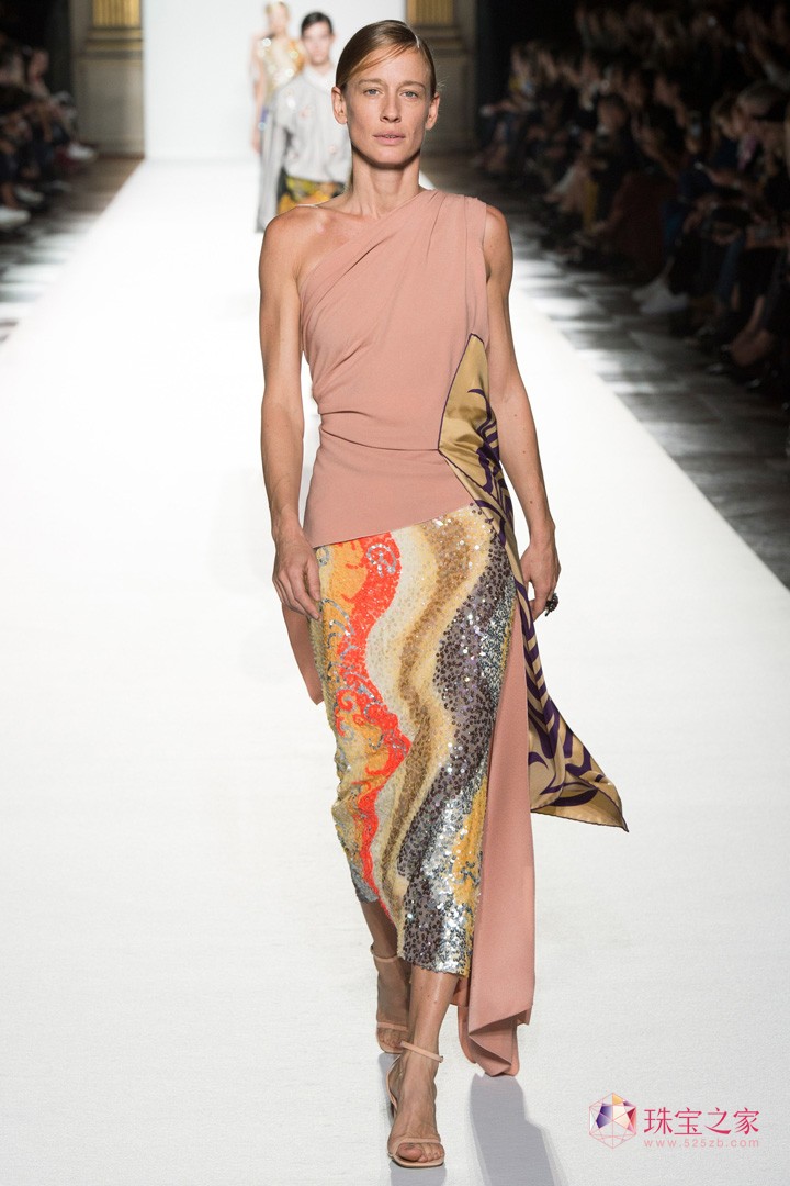 r(sh)ֲʧˇg(sh)ϢDries Van Noten 2018ϵЕr(sh)b