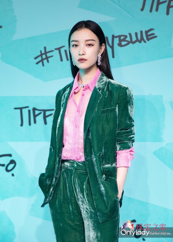 @仨׌16(g)ǞCallTiffany@ķŴˣ