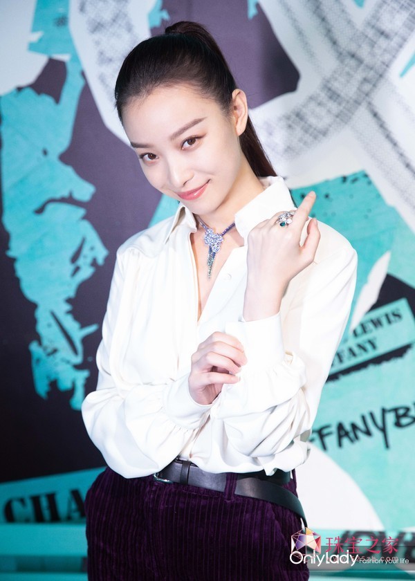 @仨׌16(g)ǞCallTiffany@ķŴˣ